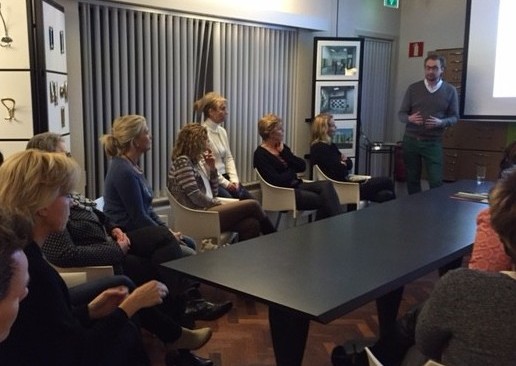 Siebe vertelt meer over de webshops van Cubic Colors