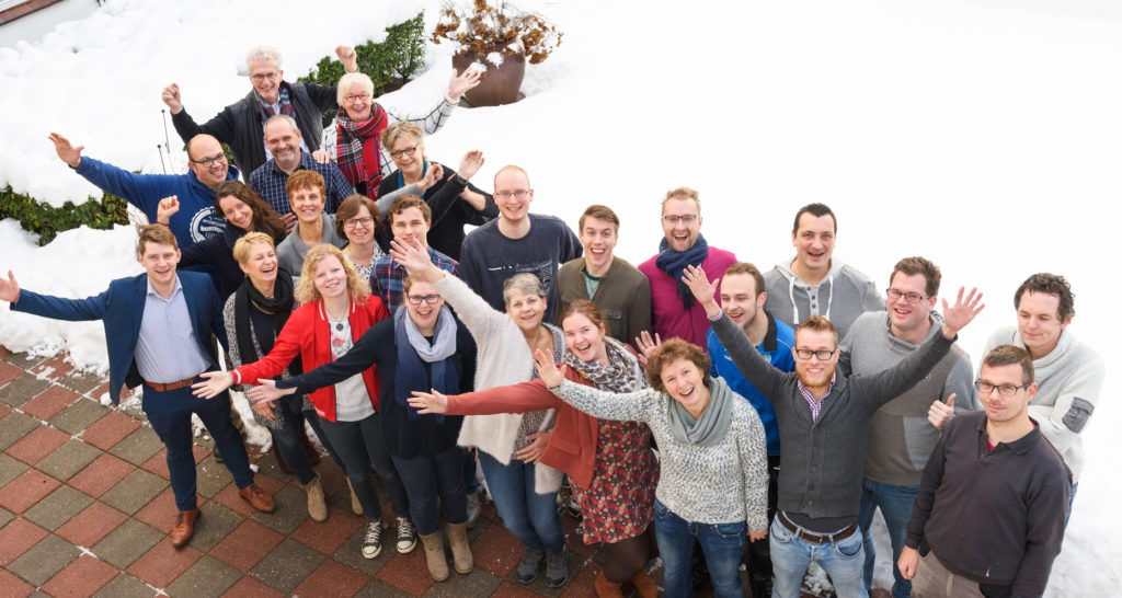 Teamfoto Cubic Colors